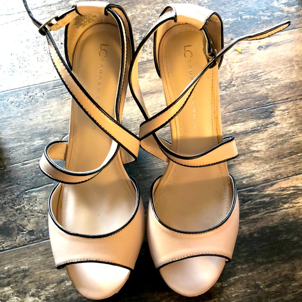 LC AUREN CONRAD wedge heel